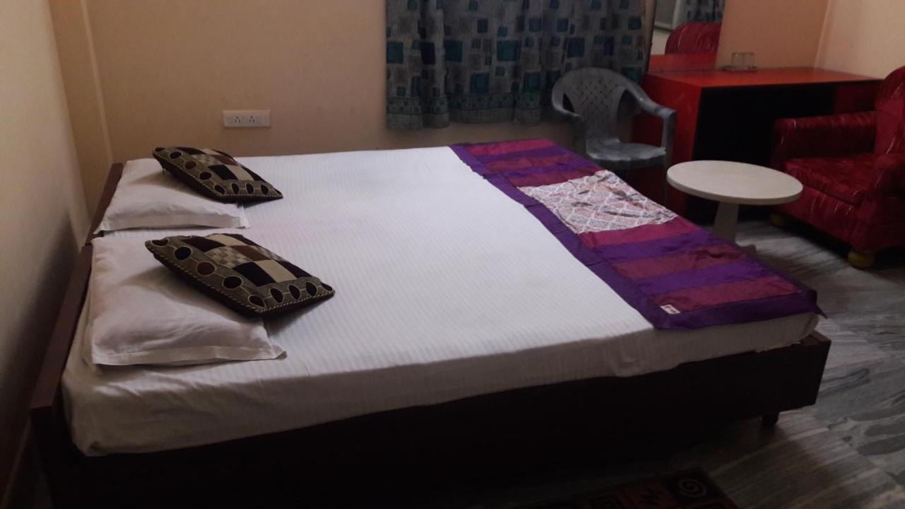 Shanti Guesthouse Bhubaneswar Exterior foto